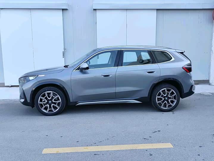 BMW X1 2024 2024款 sDrive25Li X设计套装