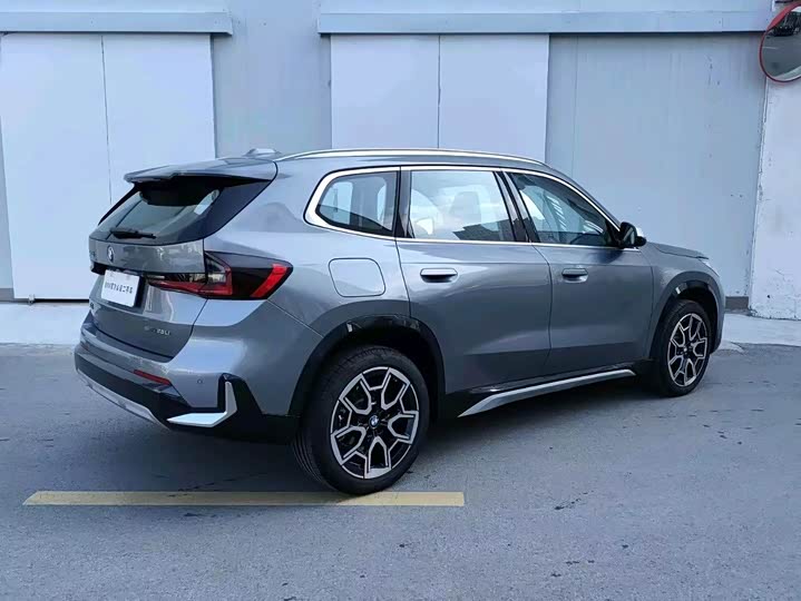 BMW X1 2024 2024款 sDrive25Li X设计套装