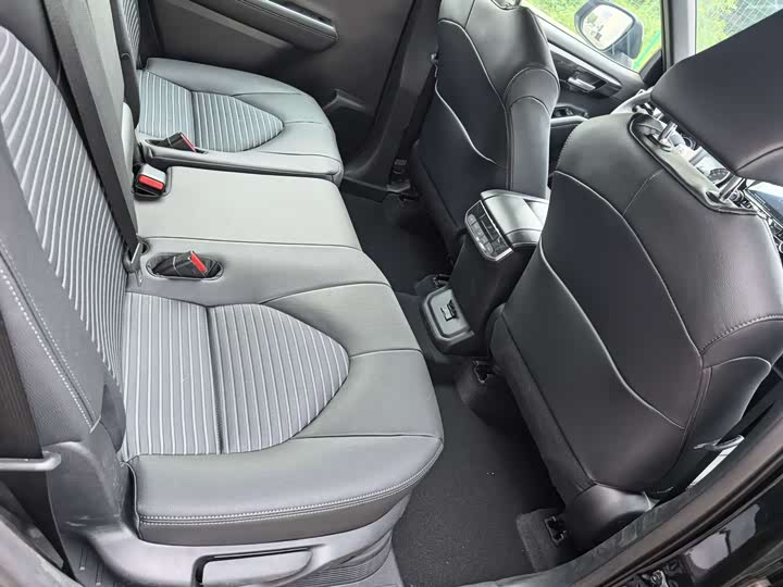 Toyota Crown Kluger 2024 2024款 2.5L HEV四驱豪华版