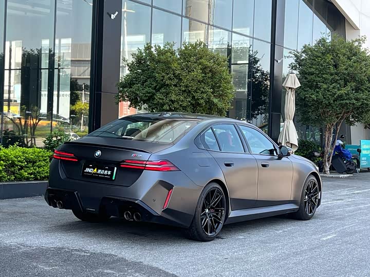 BMW M5 Hybrid 2025 2025款 M5
