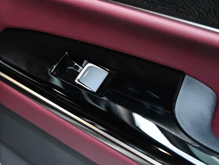 Lexus LX 2025 2025款 700h 领界版