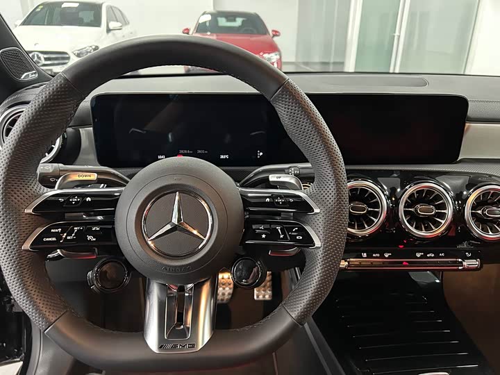 Mercedes-Benz CLA-Class AMG 2025 2025款 AMG CLA 35 4MATIC