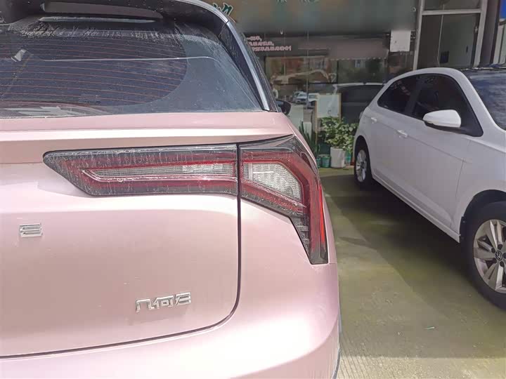 Geely Geometry E Firefly 2024 2024款 301km 星光