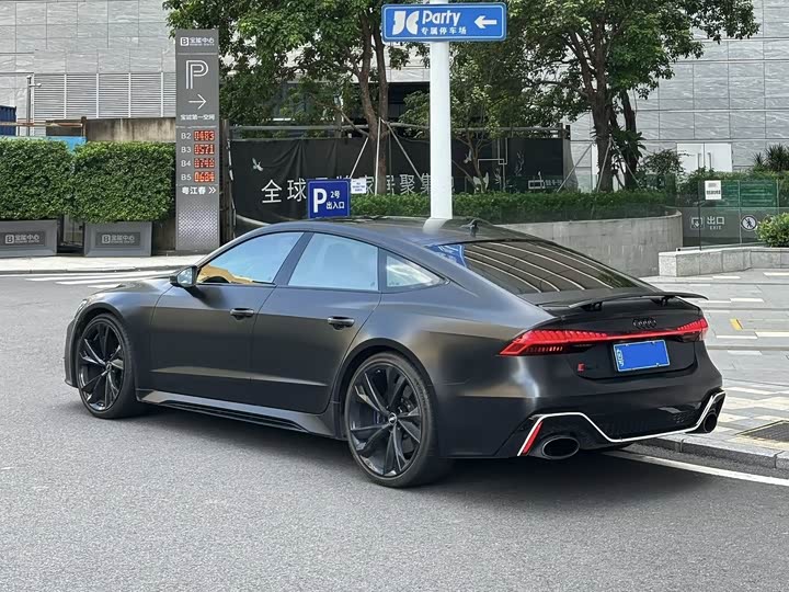 Audi RS 7 2021 2021款 RS 7 4.0T Sportback 尊享版