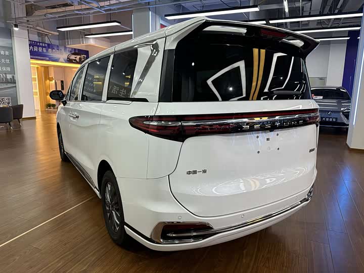 Bestune M9 2023 2023款 2.0T 尊享型
