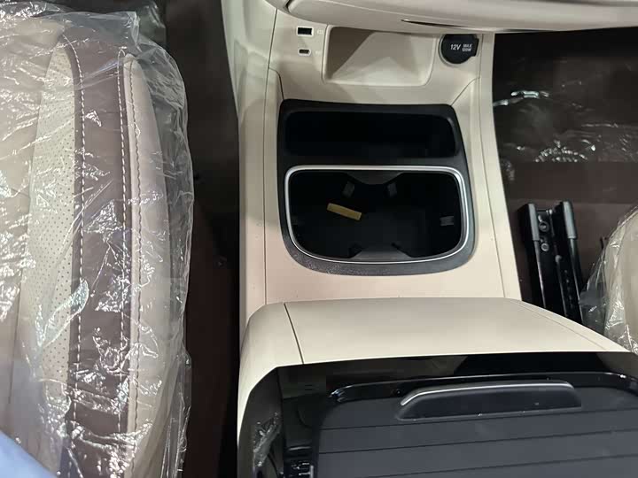 Bestune M9 2023 2023款 2.0T 尊享型