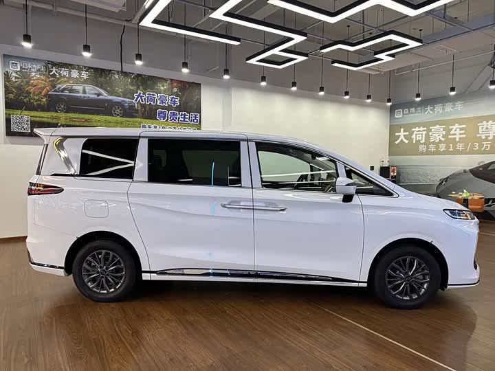 Bestune M9 2023 2023款 2.0T 尊享型