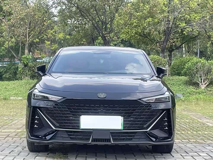 Changan UNI-V Hybrid 2023 2023款 智电iDD 1.5T 113km智趣型（飞快版）