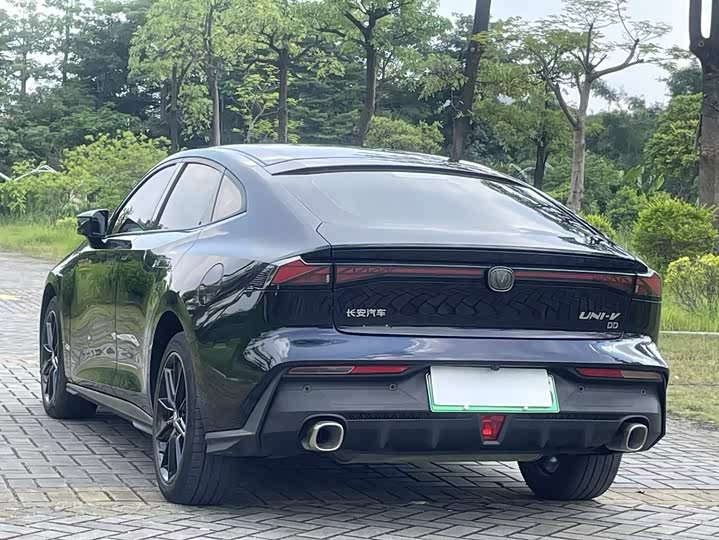 Changan UNI-V Hybrid 2023 2023款 智电iDD 1.5T 113km智趣型（飞快版）