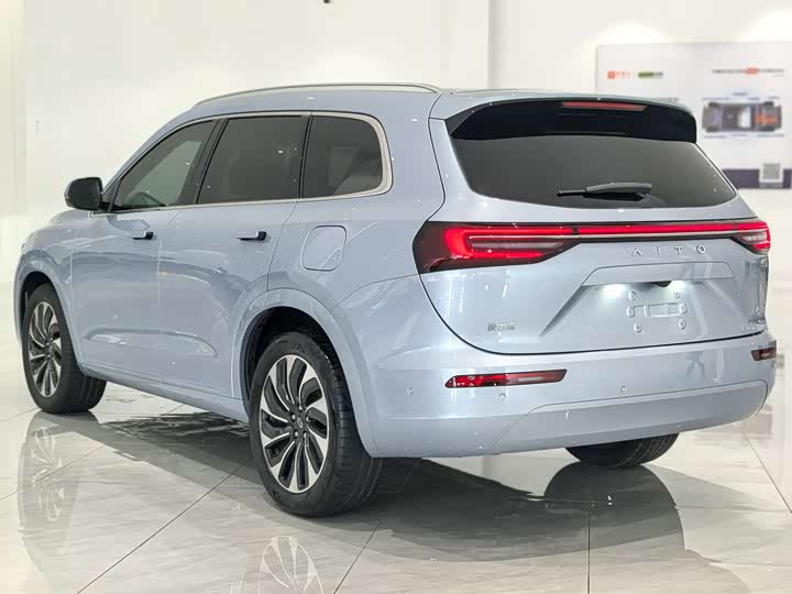 Aito M7 2024 2024款 1.5T 后驱Plus版 5座