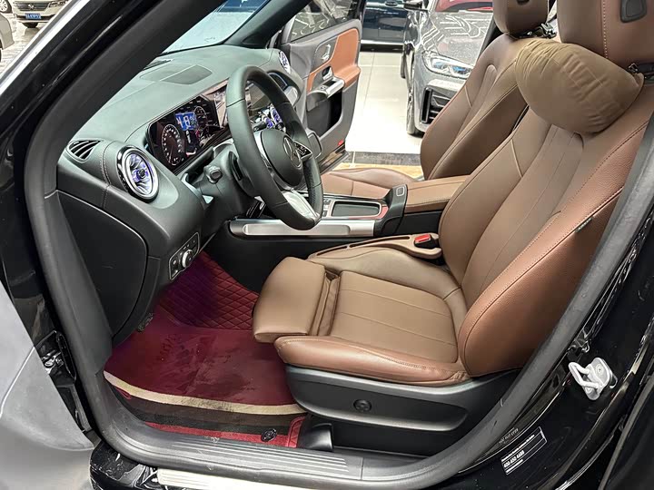 Mercedes-Benz GLB-Class 2024 2024款 改款 GLB 200 动感型