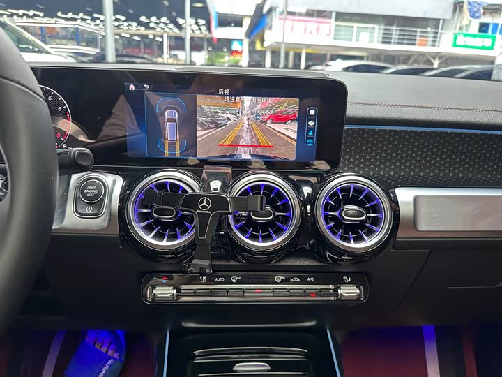 Mercedes-Benz GLB-Class 2024 2024款 改款 GLB 200 动感型