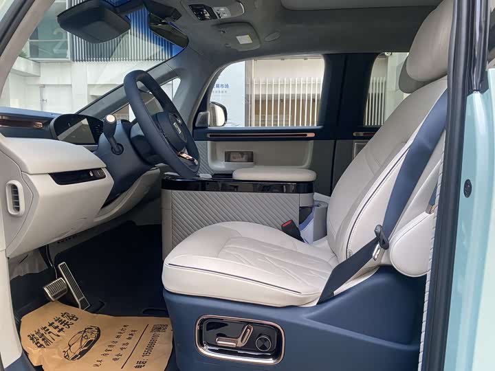 Zeekr Mix 2025 2025款 长续航智驾版