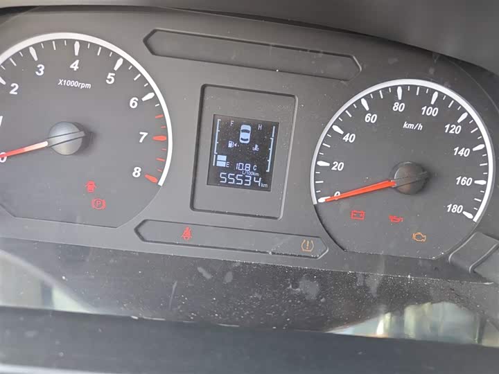 Dongfeng Forthing Lingzhi Plus 2021 2021款 2.0L 手动豪华型 7座