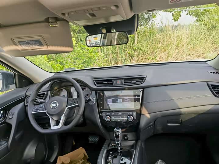 Nissan X-Trail 2023 2023款 经典 2.0L 两驱智联舒享版