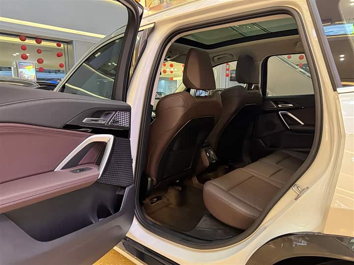 BMW X1 2024 2024款 sDrive25Li X设计套装