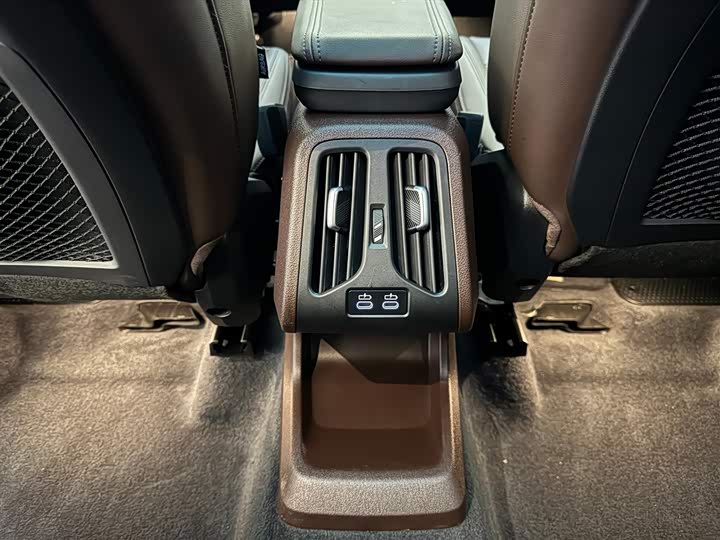 BMW X1 2024 2024款 sDrive25Li X设计套装