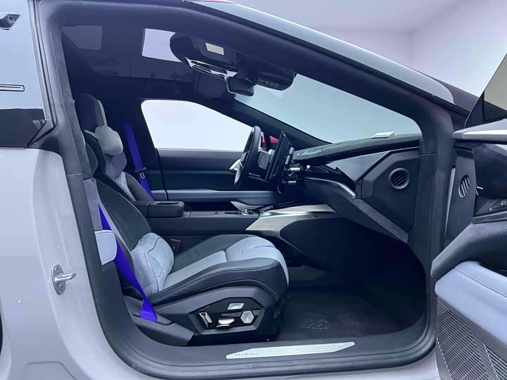 HiPhi Z 2023 2023款 四座版