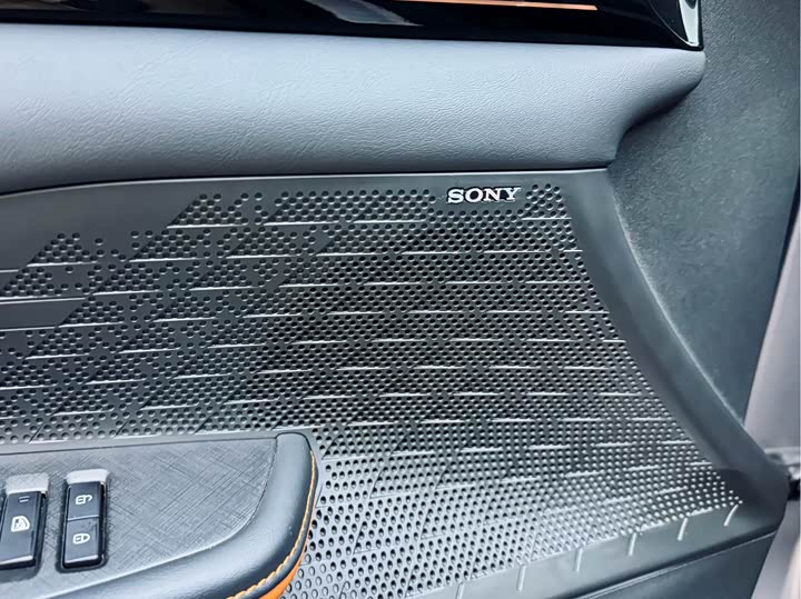 Changan UNI-V Hybrid 2023 2023款 智电iDD 1.5T 113km智酷型