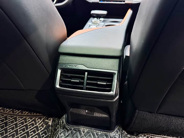 Changan UNI-V Hybrid 2023 2023款 智电iDD 1.5T 113km智酷型