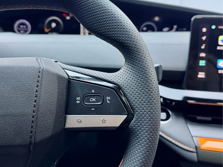 Changan UNI-V Hybrid 2023 2023款 智电iDD 1.5T 113km智酷型