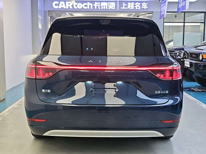 Aito M9 2025 2025款 纯电 Ultra版 100kWh 5座版
