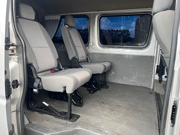 Foton Tuyano 2020 2020款 2.0T 多功能短轴平顶5/6座国VI4F20TC3