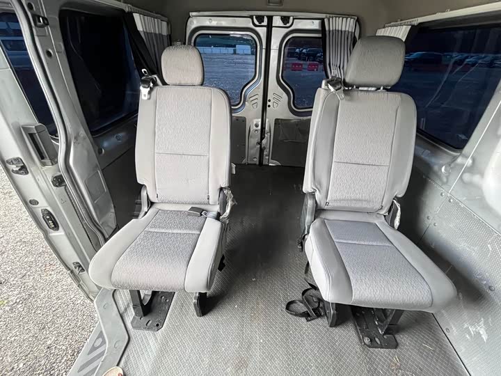 Foton Tuyano 2020 2020款 2.0T 多功能短轴平顶5/6座国VI4F20TC3