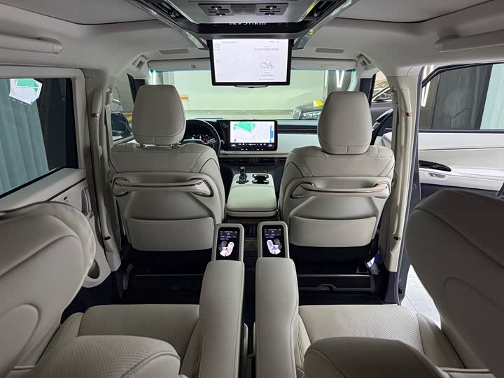 Lexus LM 2023 2023款 350h 七座隽雅版