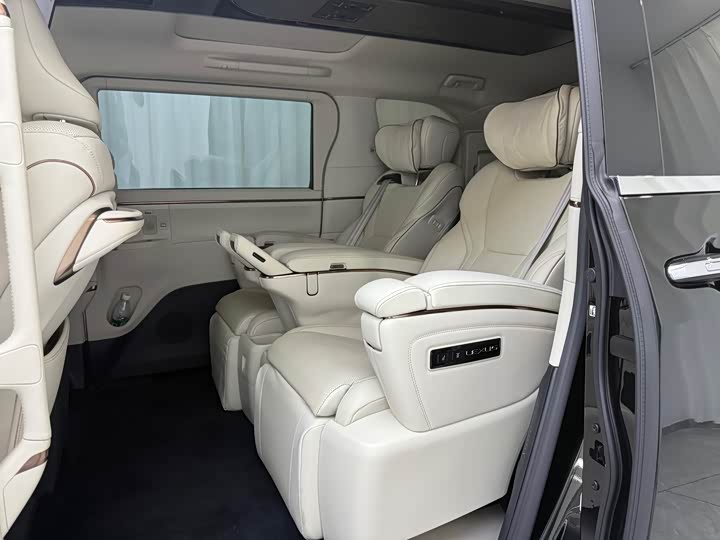 Lexus LM 2023 2023款 350h 七座隽雅版