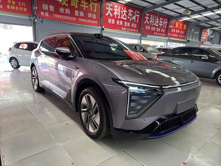 HiPhi Y 2023 2023款 560km 先锋版