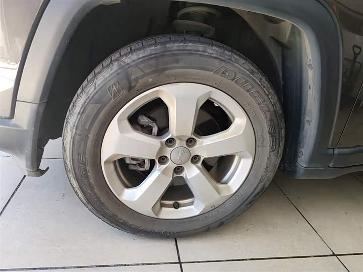 Jeep Compass 2020 2020款 220T 自动领先版