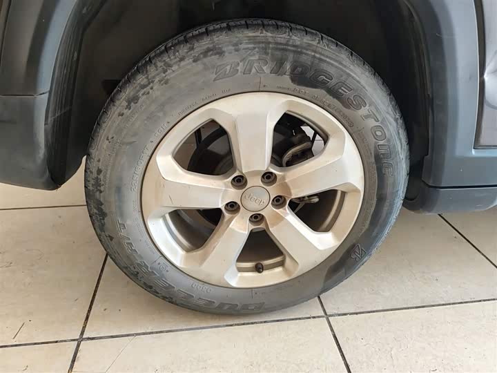 Jeep Compass 2020 2020款 220T 自动领先版