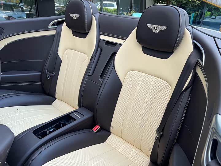 Bentley Continental GT 2024 2024款 4.0T GT V8 敞篷版