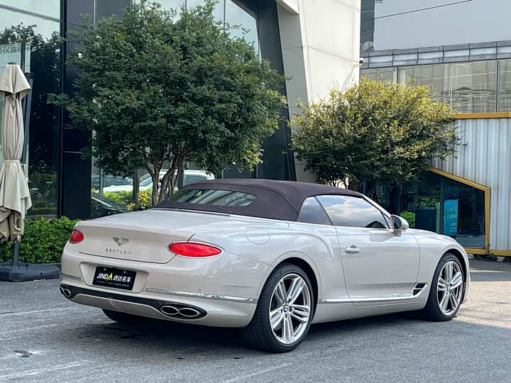 Bentley Continental GT 2024 2024款 4.0T GT V8 敞篷版