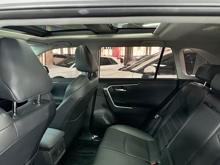 Toyota Wildlander 2024 2024款 2.0L CVT两驱豪华PLUS版