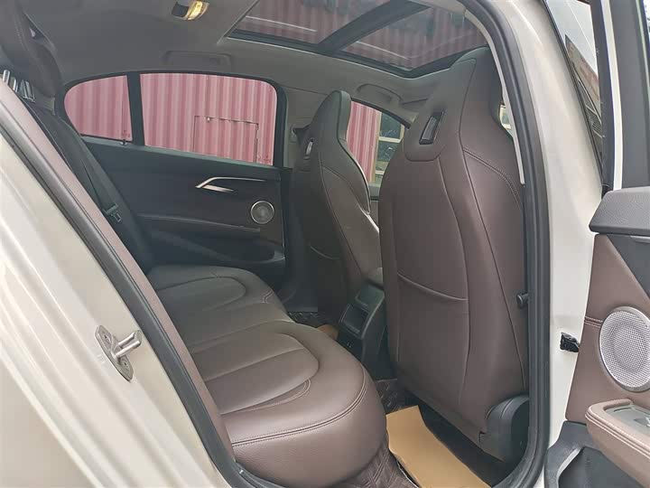 BMW 1 Series 2023 2023款 125i M运动曜夜版