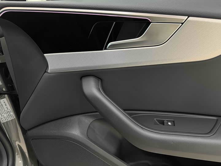 Audi A5 2024 2024款 Sportback 40 TFSI 时尚动感型