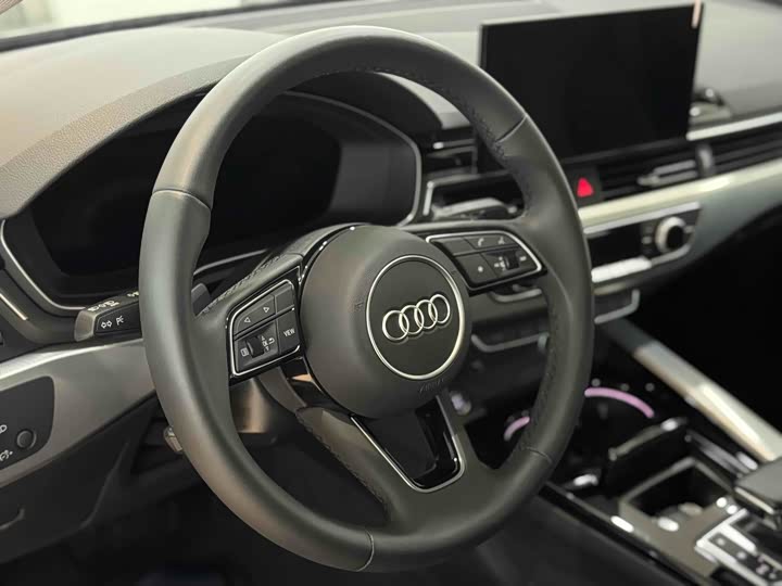 Audi A5 2024 2024款 Sportback 40 TFSI 时尚动感型