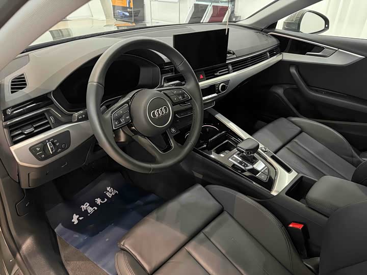 Audi A5 2024 2024款 Sportback 40 TFSI 时尚动感型