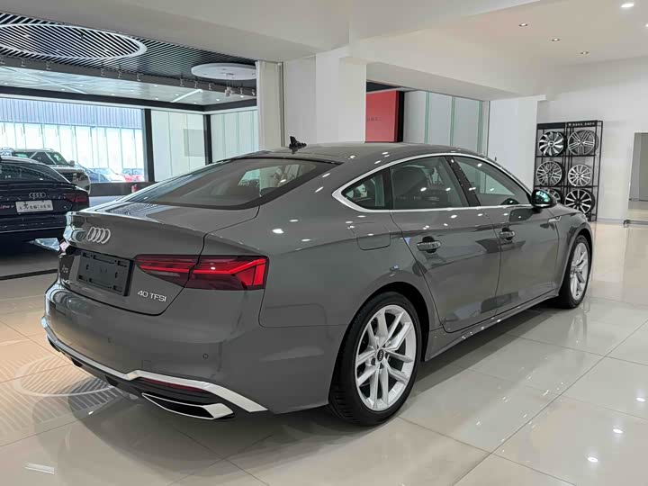 Audi A5 2024 2024款 Sportback 40 TFSI 时尚动感型