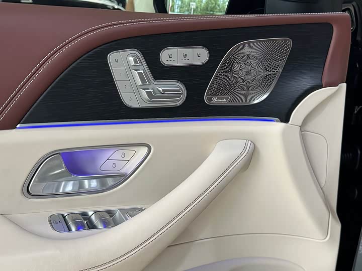 Mercedes-Benz Maybach GLS 2025 2025款 GLS 600 4MATIC 极夜版