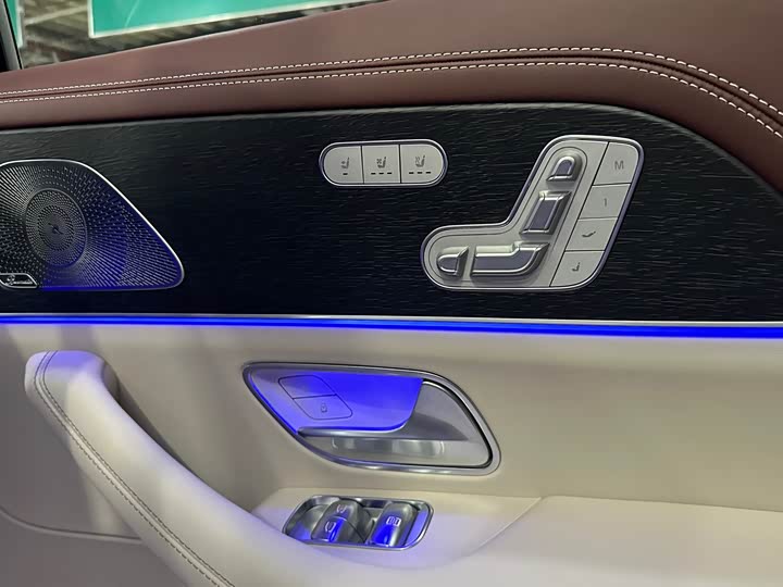 Mercedes-Benz Maybach GLS 2025 2025款 GLS 600 4MATIC 极夜版