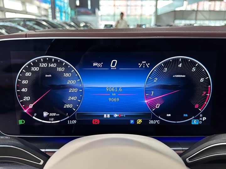 Mercedes-Benz Maybach GLS 2025 2025款 GLS 600 4MATIC 极夜版