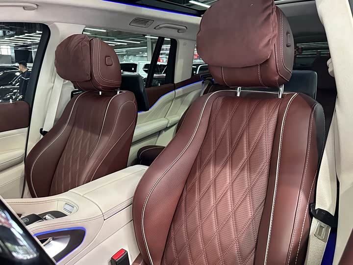 Mercedes-Benz Maybach GLS 2025 2025款 GLS 600 4MATIC 极夜版