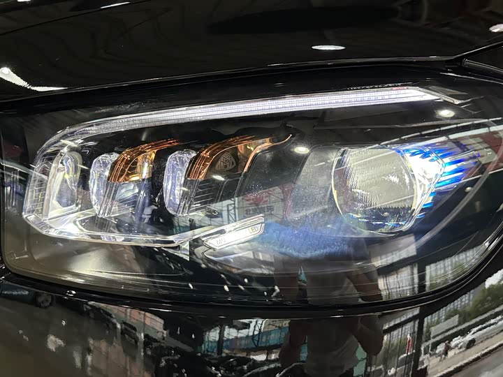 2025 Mercedes-Benz Maybach GLS