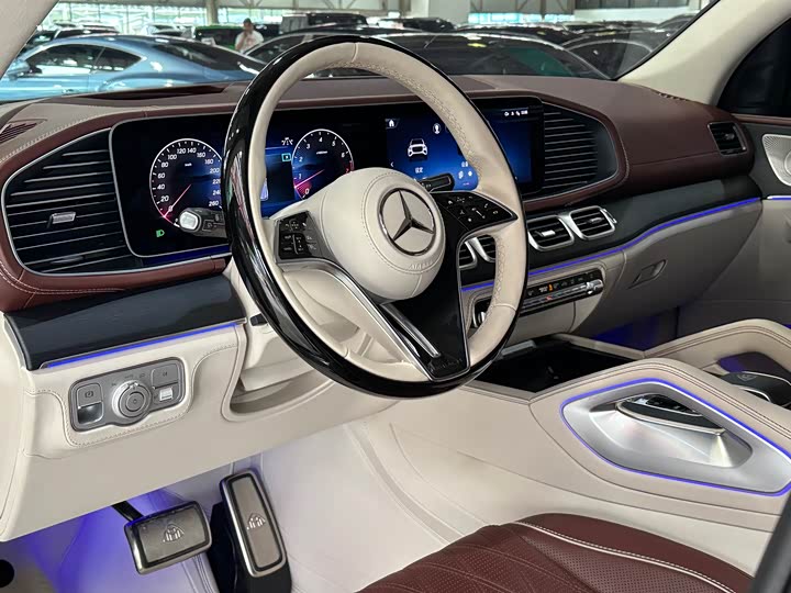Mercedes-Benz Maybach GLS 2025 2025款 GLS 600 4MATIC 极夜版