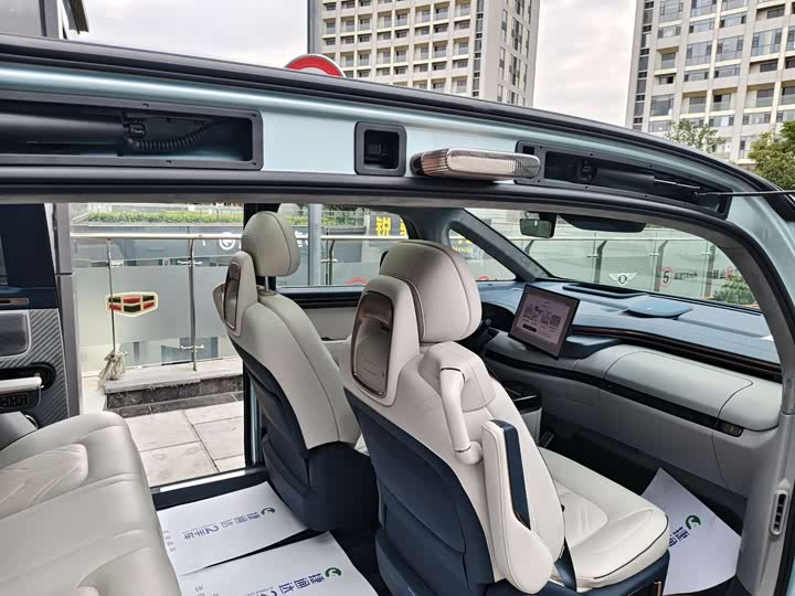 Zeekr Mix 2025 2025款 长续航智驾版