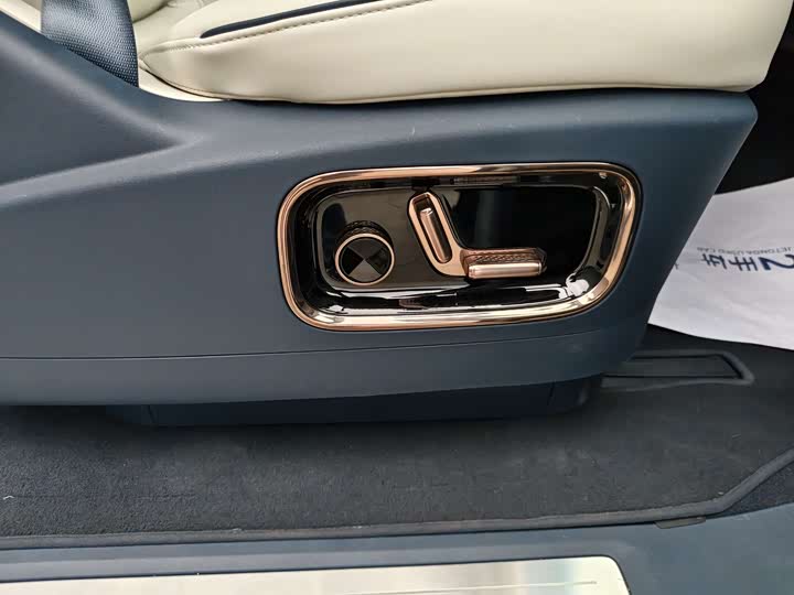 Zeekr Mix 2025 2025款 长续航智驾版