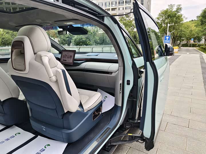 Zeekr Mix 2025 2025款 长续航智驾版